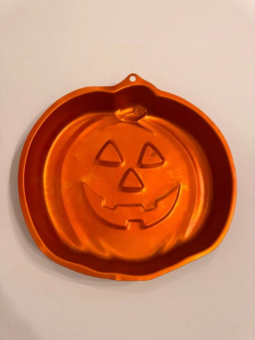 Vintage Halloween Wilton 2005-2059 2002 Jack O Lantern Orange Cake Pan 12